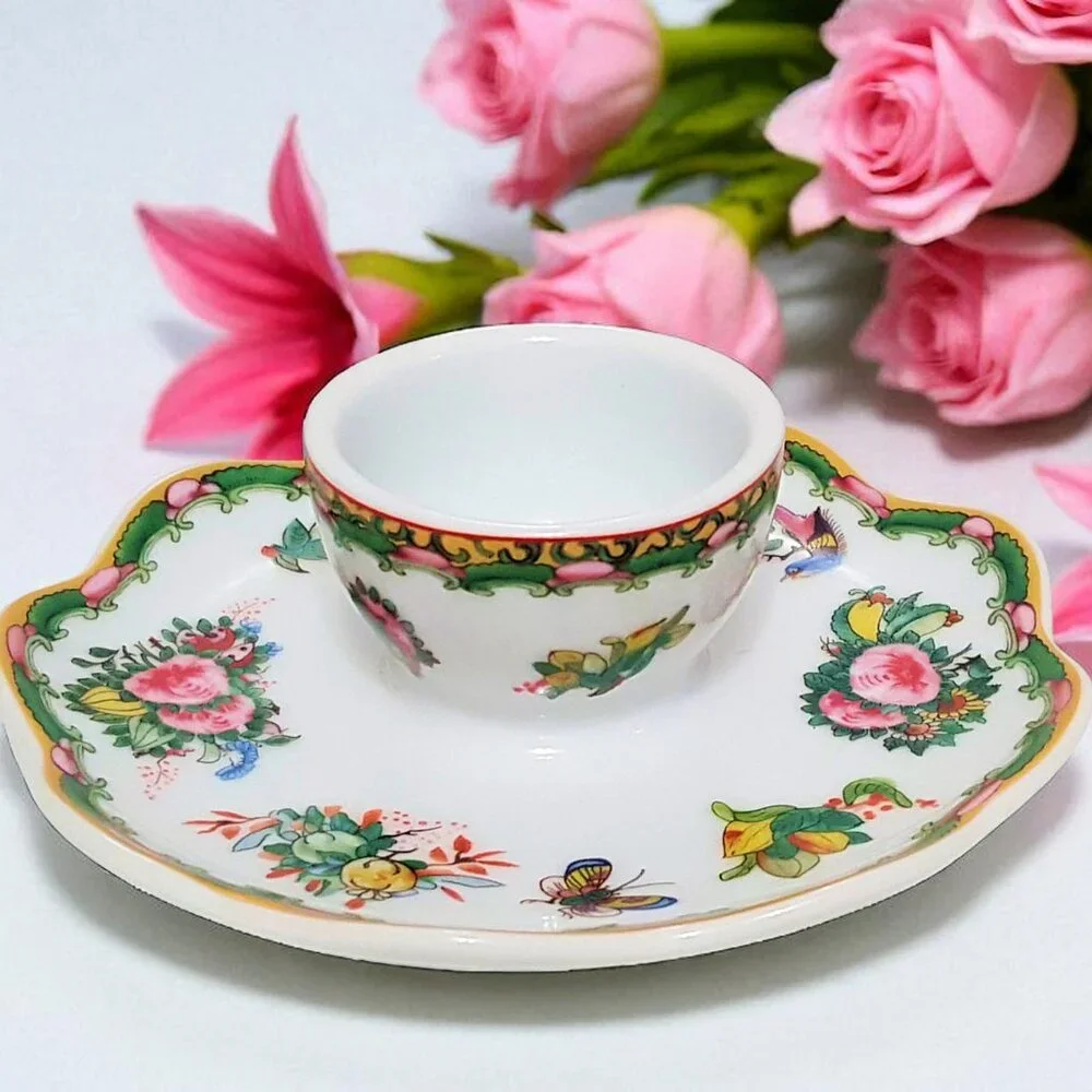 NEW Williams Sonoma Famille Rose Egg Cup